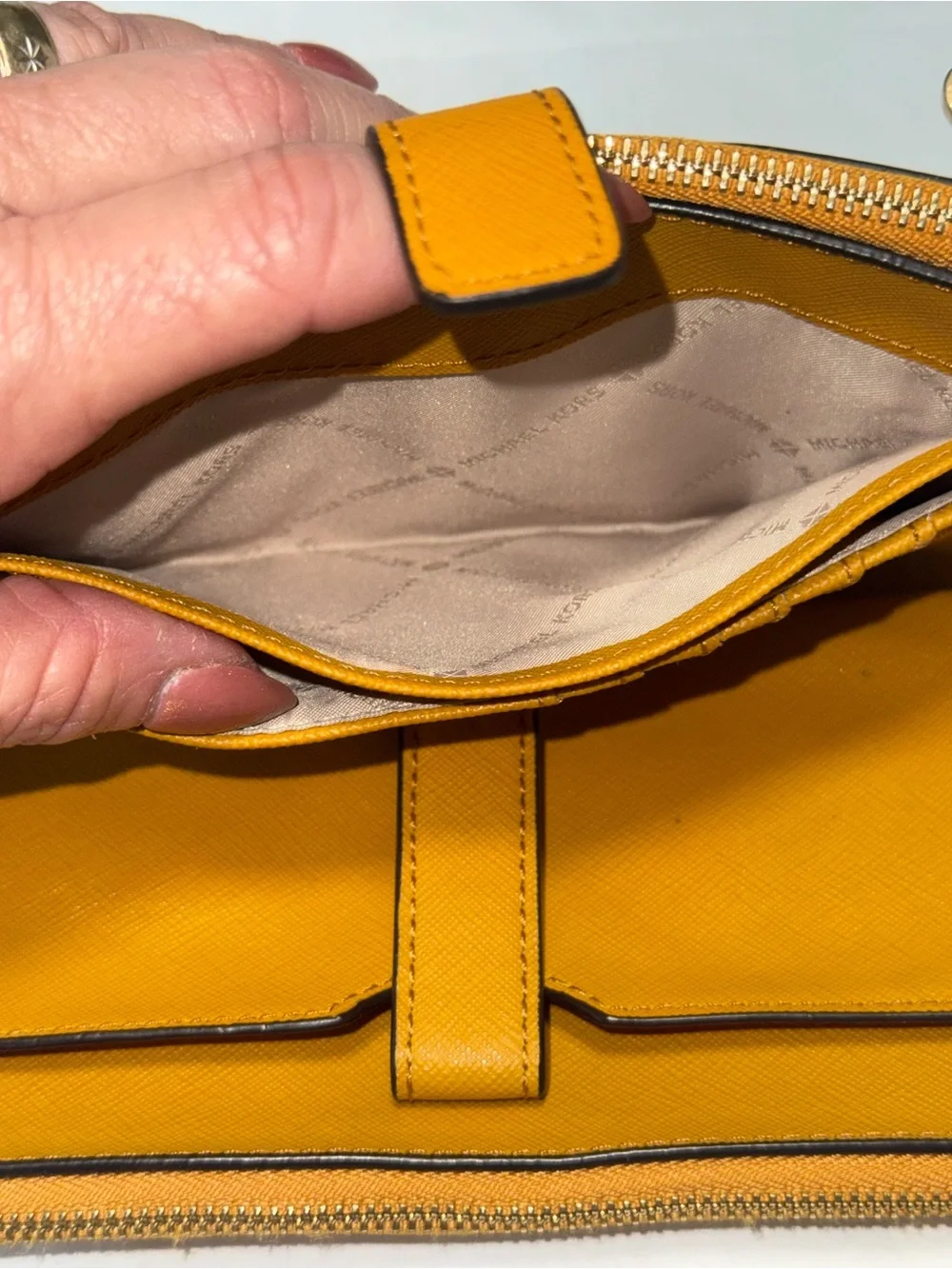 NWOT- MICHAEL KORS Saffianno  Leather Wristlet/ wallet mustard